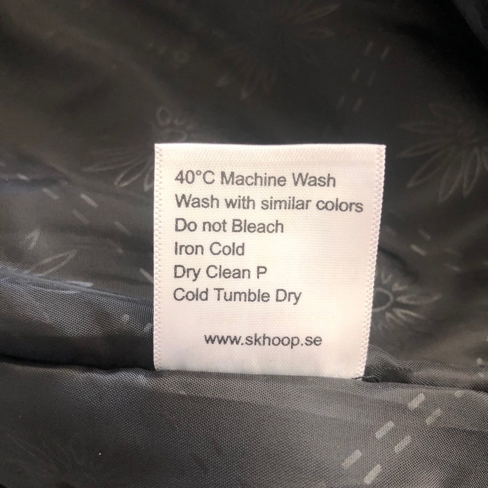 ♦️SOLD♦️SKHOOP  Life by Black Insulated Snow Skirt - Picture 14 of 15